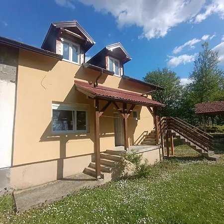 Anika Apartman